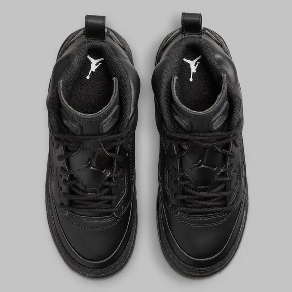 Mixed with multiple Jordan’s 3, 4, 5, and 6